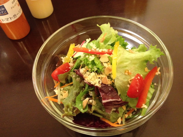 8種の野菜のグリーンサラダ